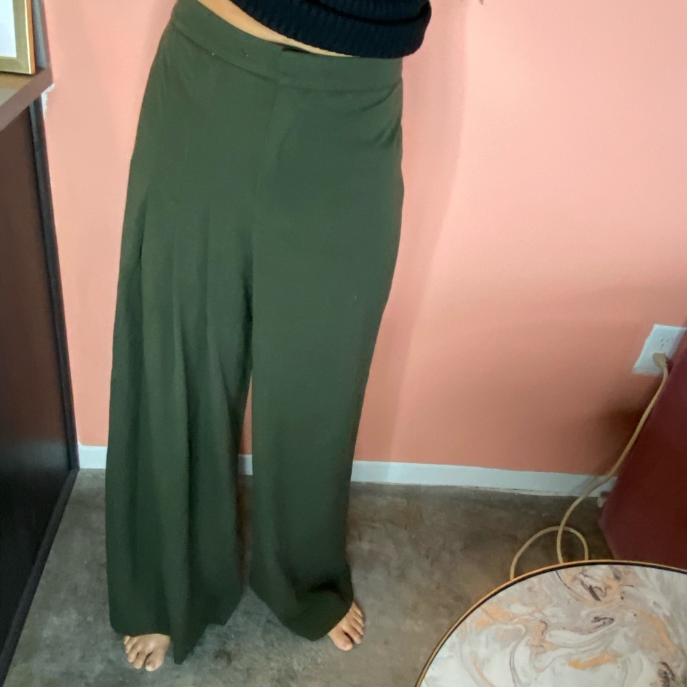Wide leg trousers